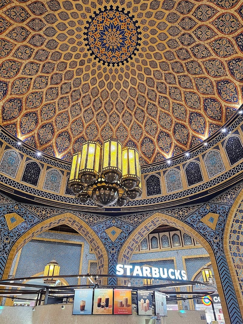 Off The Hook Seafood Restaurant- Ibn Batutta Mall