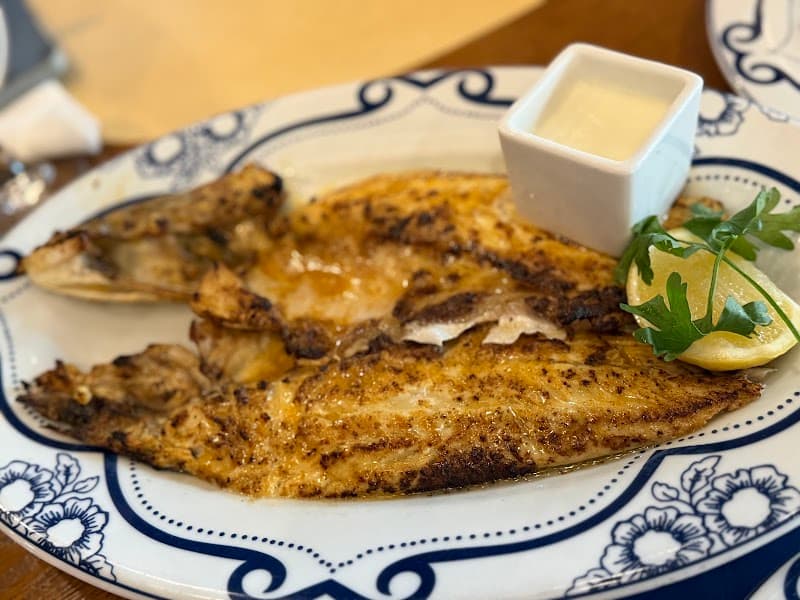 L'wzaar Seafood Restaurant