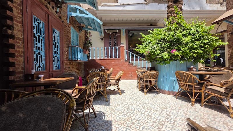 Oldish ( Restaurant & Cafe )