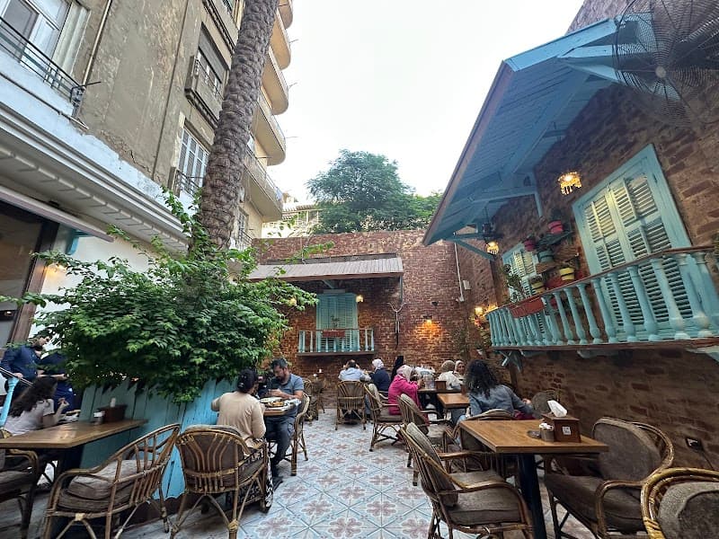 Oldish ( Restaurant & Cafe )