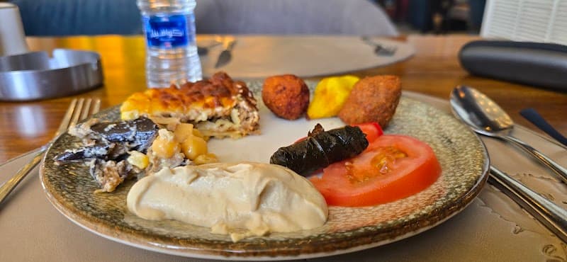 Shmesani Restaurant