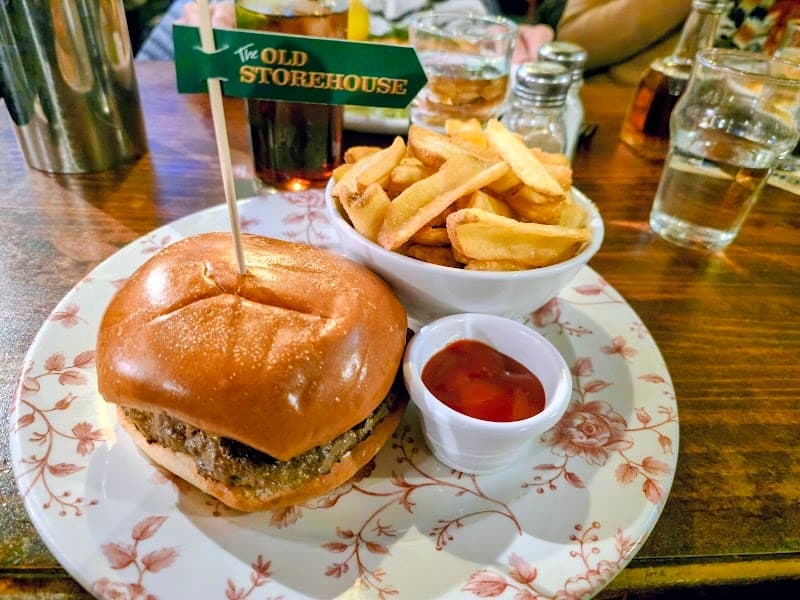 The Old Storehouse Bar and Restaurant