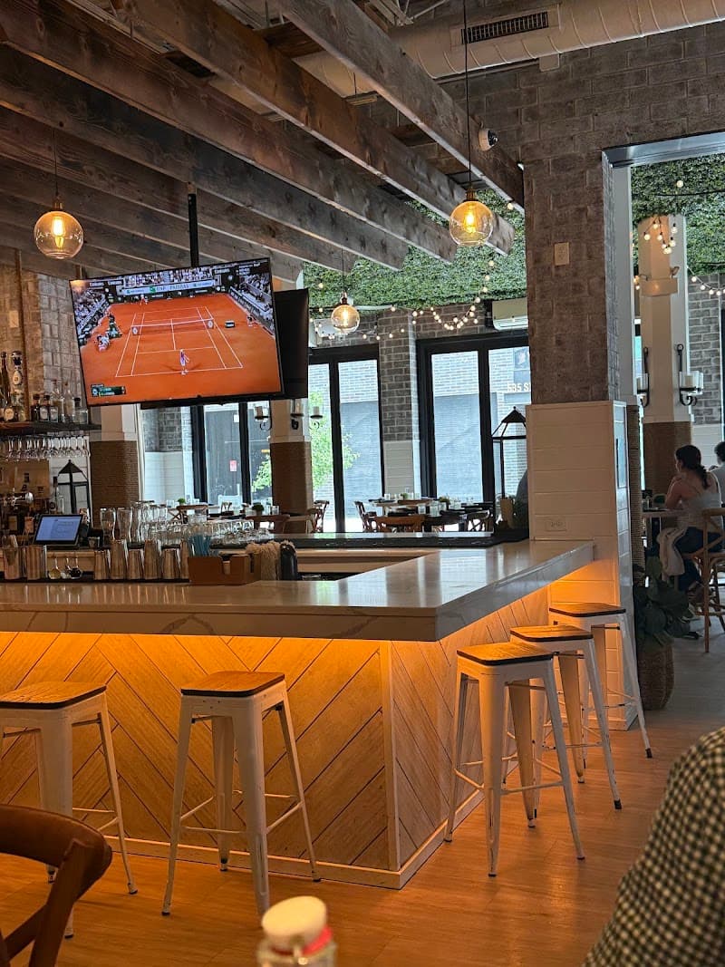 The Hampton Social - Streeterville