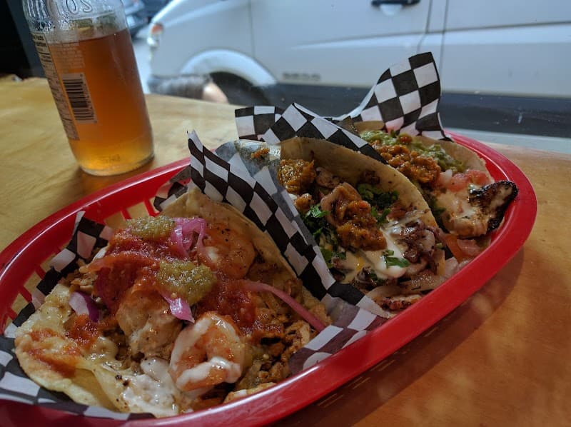 Seven Lives Tacos y Mariscos