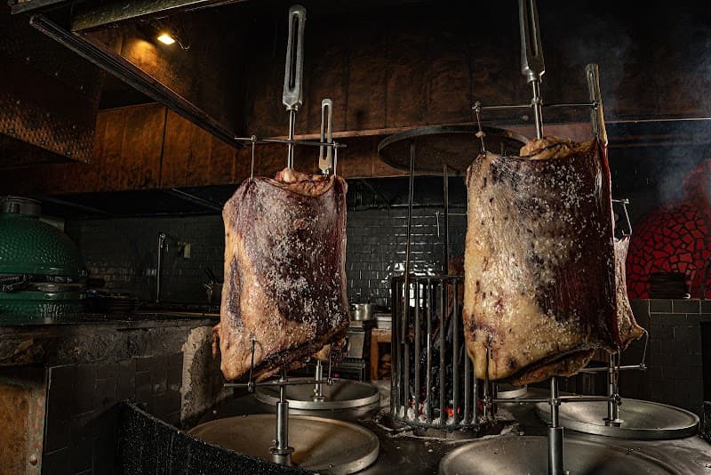 Bovinos Steakhouse & Seafood | Cancún