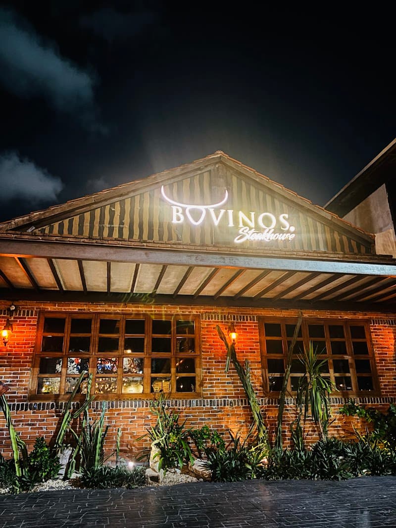 Bovinos Steakhouse & Seafood | Cancún