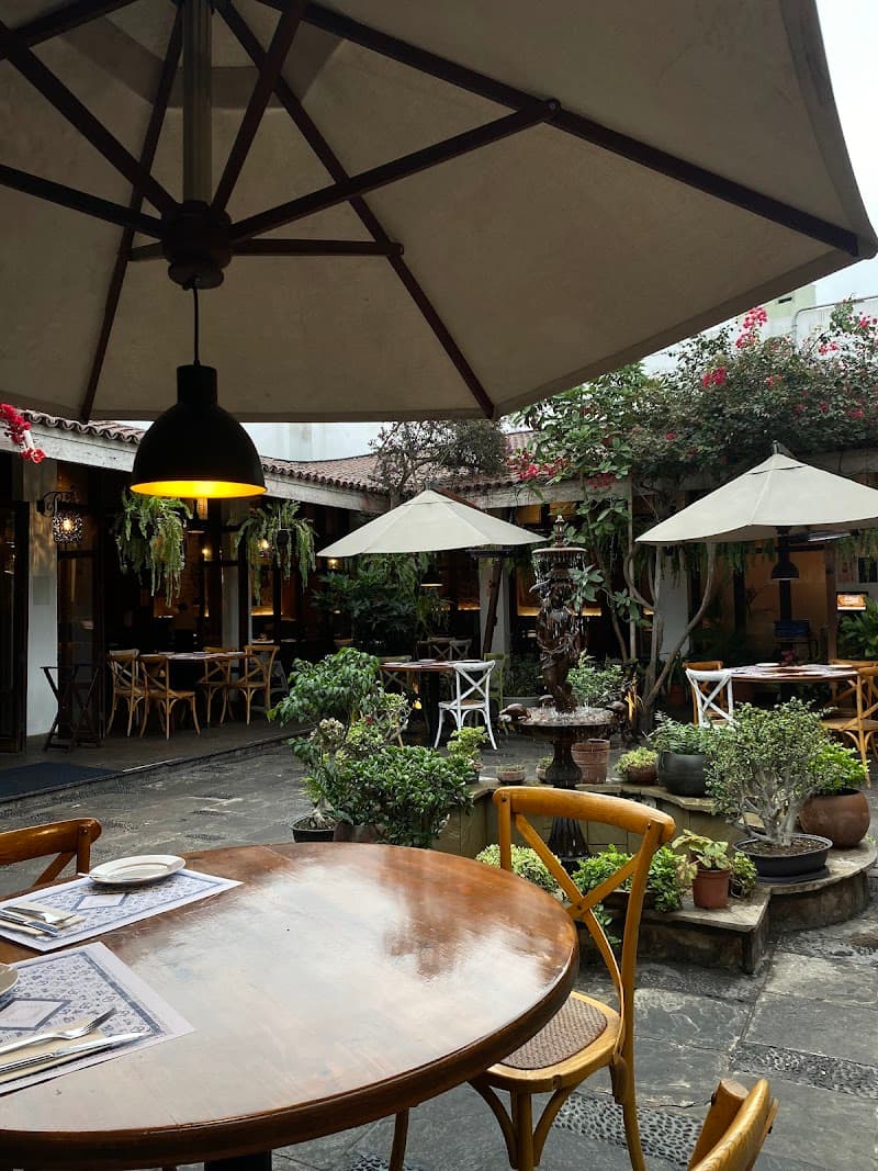 Casa Tambo Restaurant