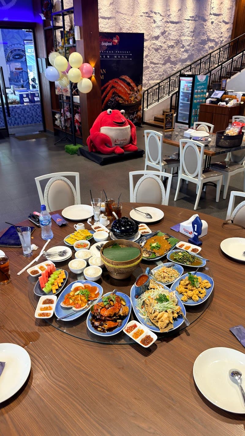 Kurnia Seafood Surabaya