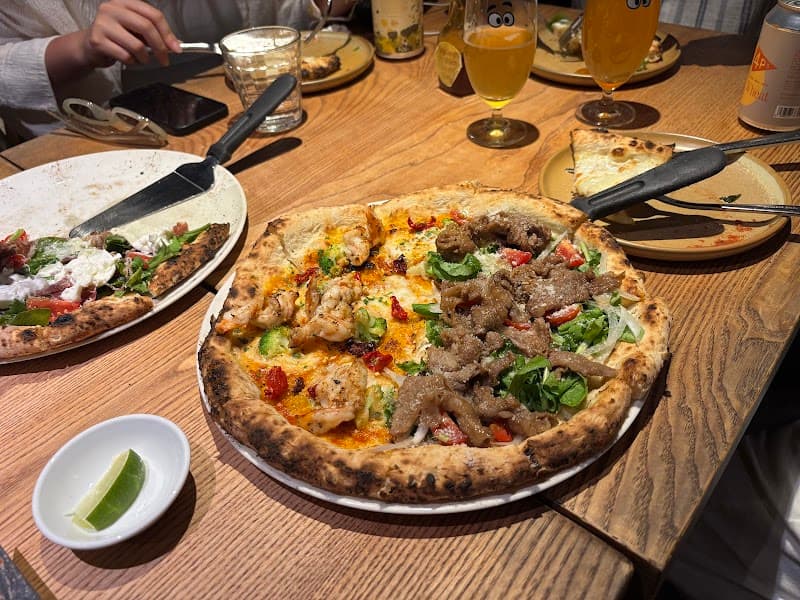 Pizza 4P’s Bao Khanh