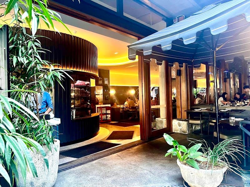 Rich & Rare Restaurant