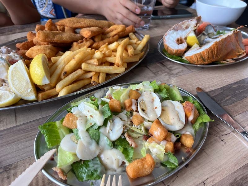 Costa's Seafood Cafe