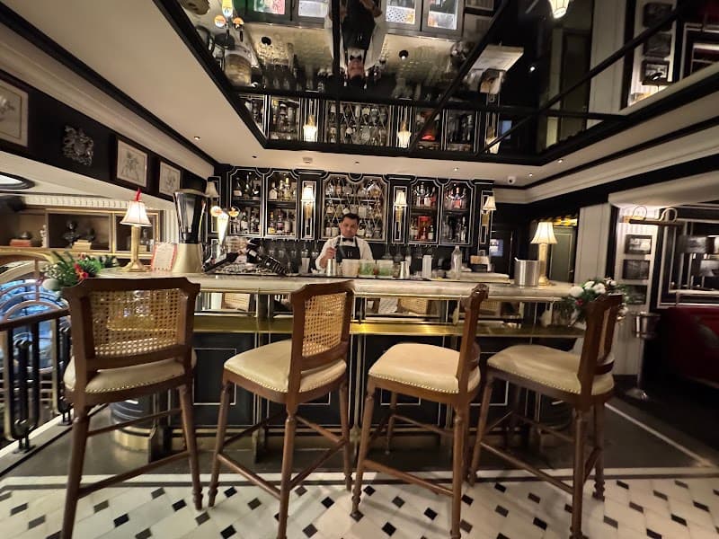 Gaylord Restaurant