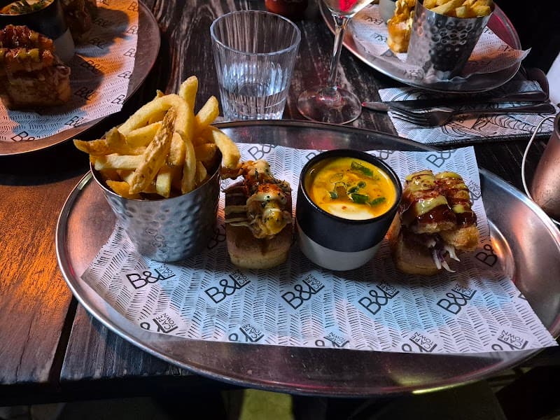 Burger & Lobster by PAN Collection
