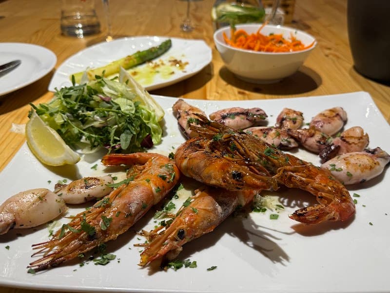 Seafood Market & Grill