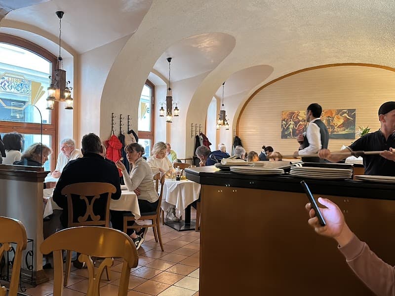 Cavaliere Pizzeria Ristorante